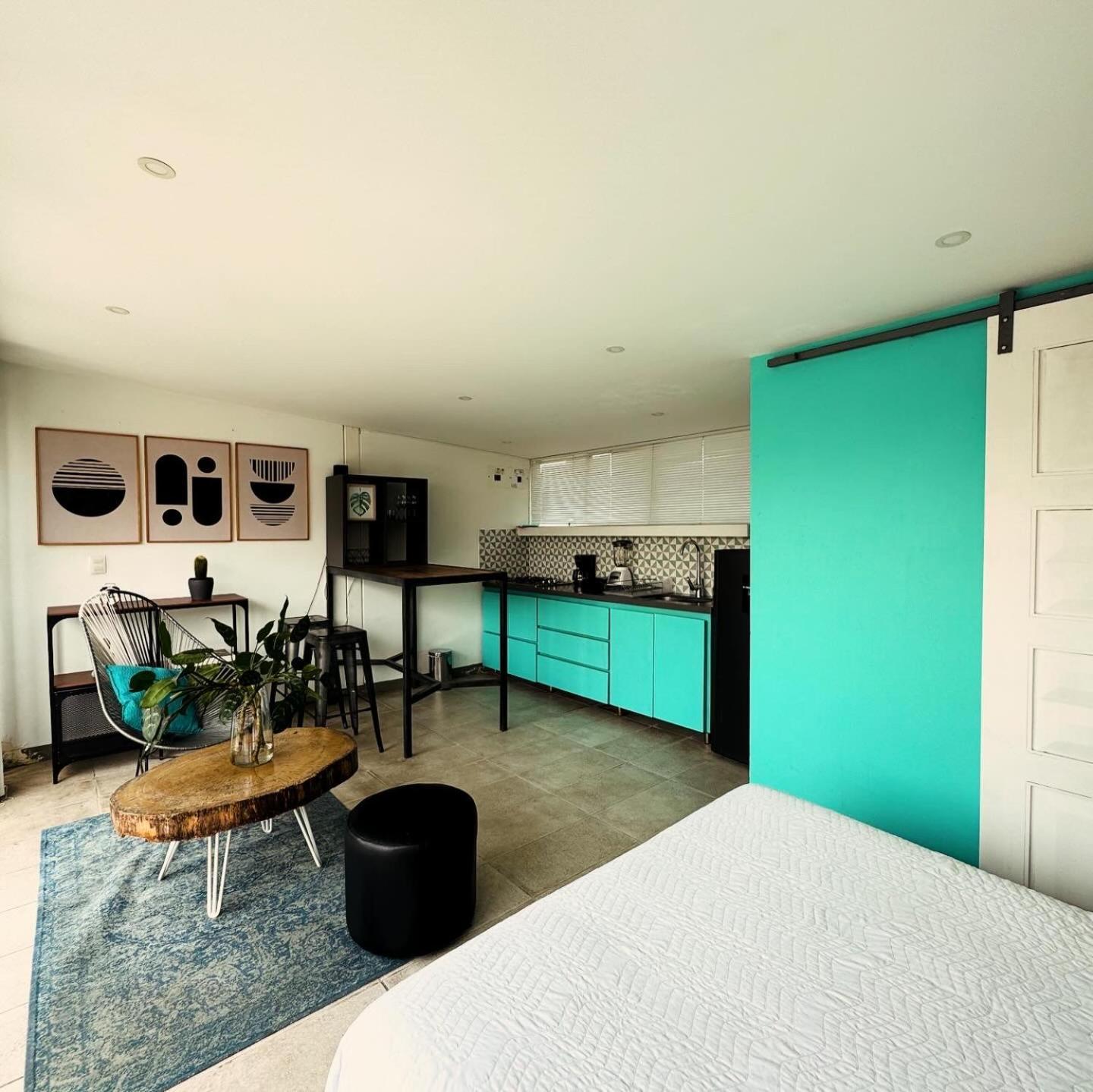 Moonshine Boutique Hostal Калі Екстер'єр фото